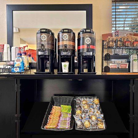 Extended Stay America Suites - Louisville - Alliant Avenue Екстер'єр фото