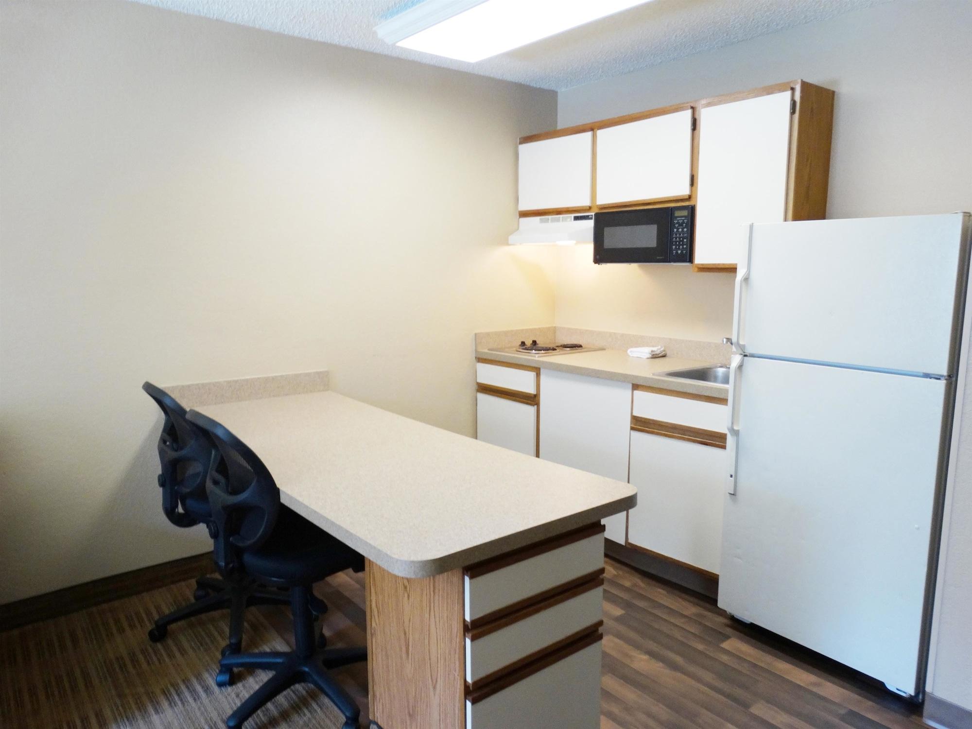 Extended Stay America Suites - Louisville - Alliant Avenue Екстер'єр фото