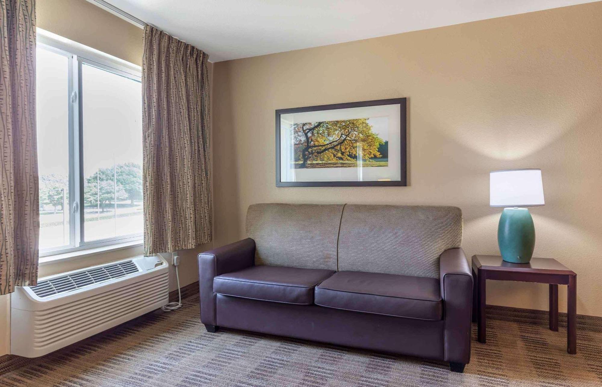Extended Stay America Suites - Louisville - Alliant Avenue Екстер'єр фото