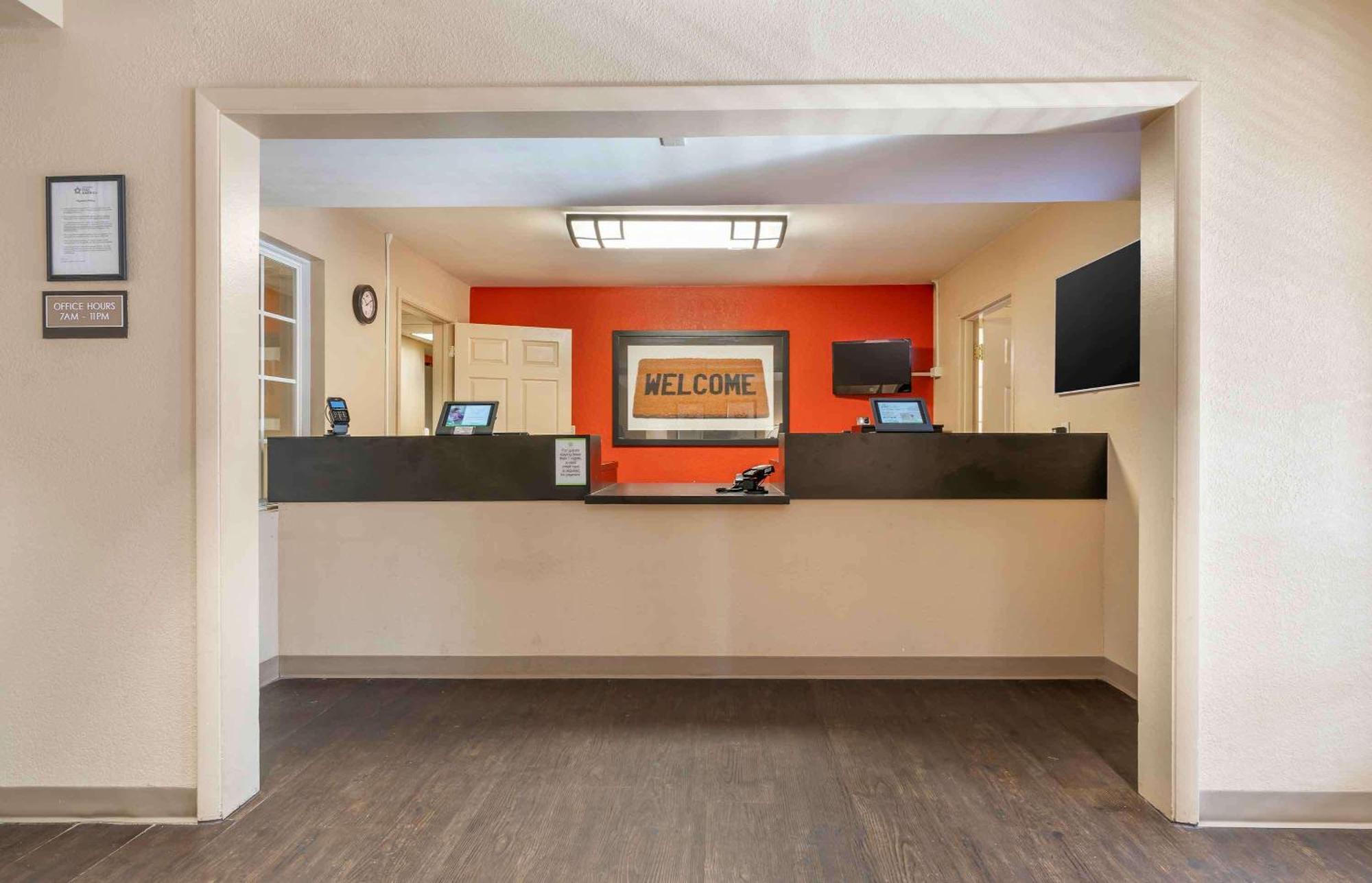 Extended Stay America Suites - Louisville - Alliant Avenue Екстер'єр фото